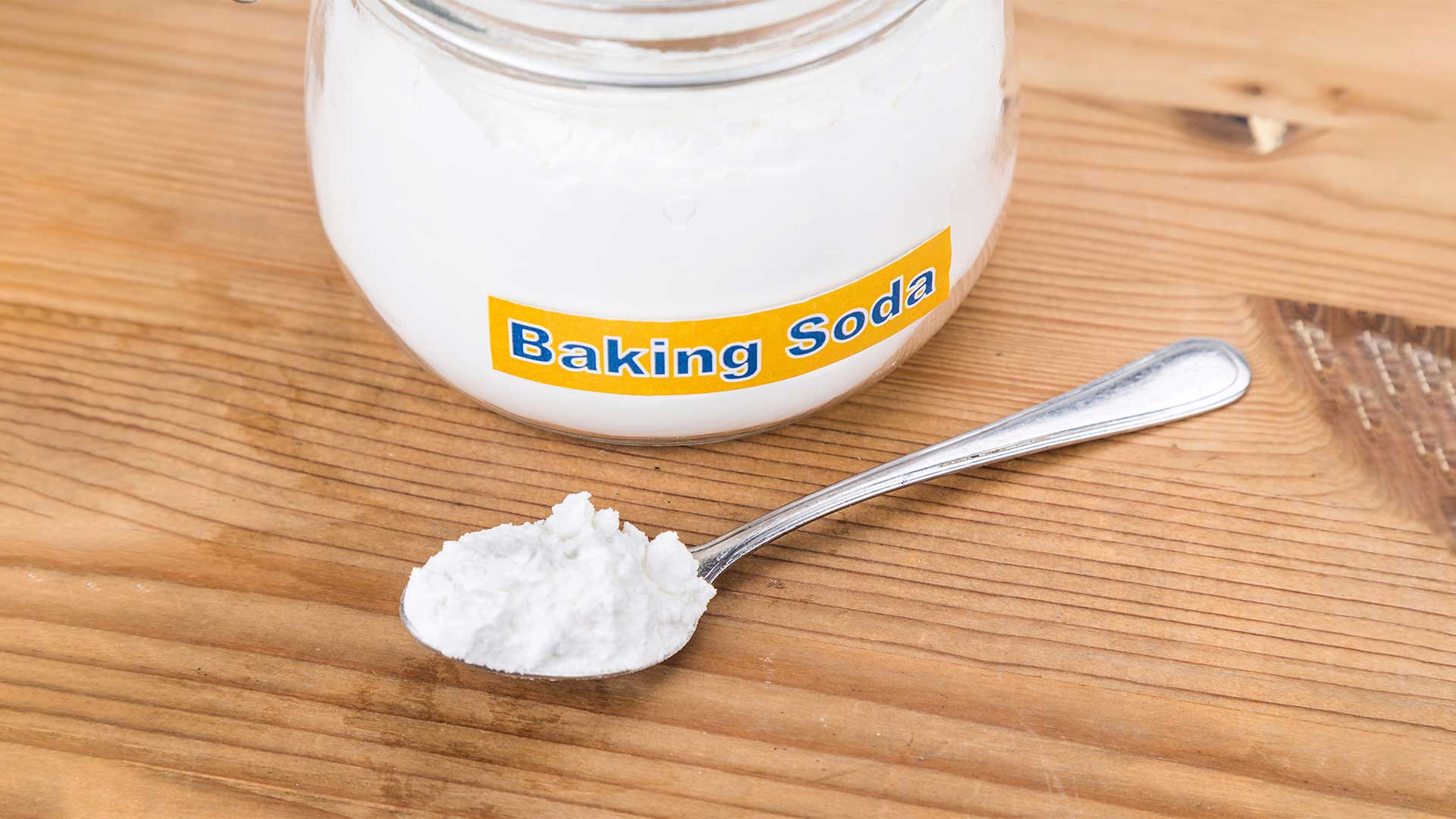 cleaning-with-baking-soda-colan-and-simple-cleaning-service-lynnwood-wa